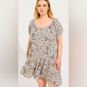 Torrid Geometric Blue and Cream Midi Dress